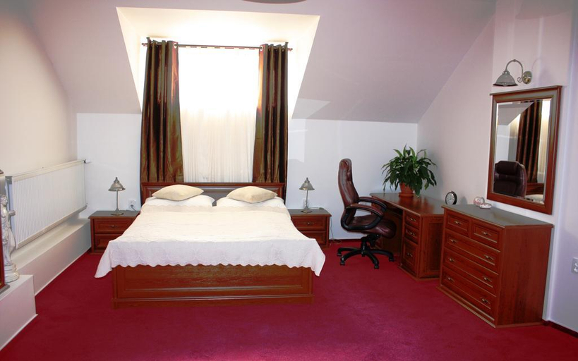 Bedroom 4, Hotel Koruna, Praha 1