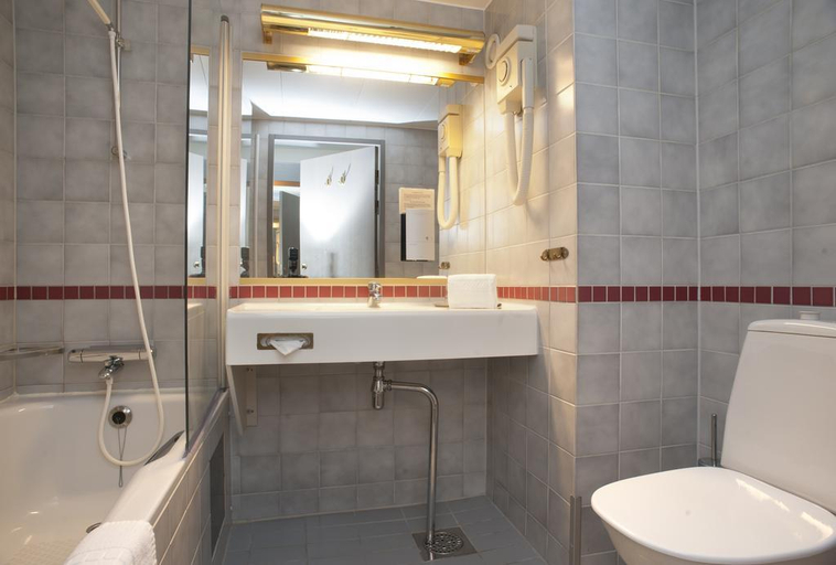 Bathroom 5, Memory Hotel, Sollentuna