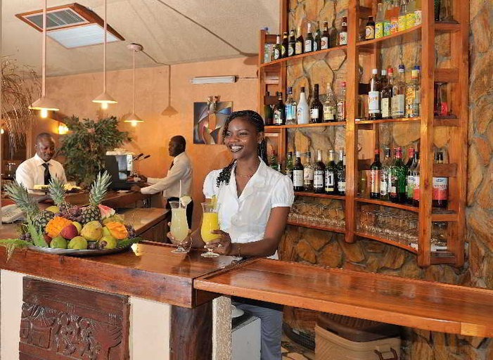 Food & Drinks 5, Hotel Du Lac, Cotonou