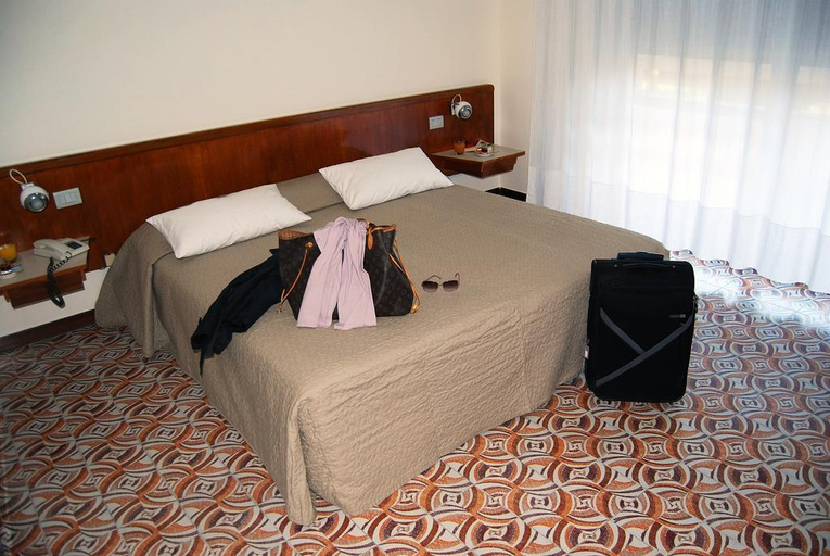 Bedroom 3, River Palace, Latina