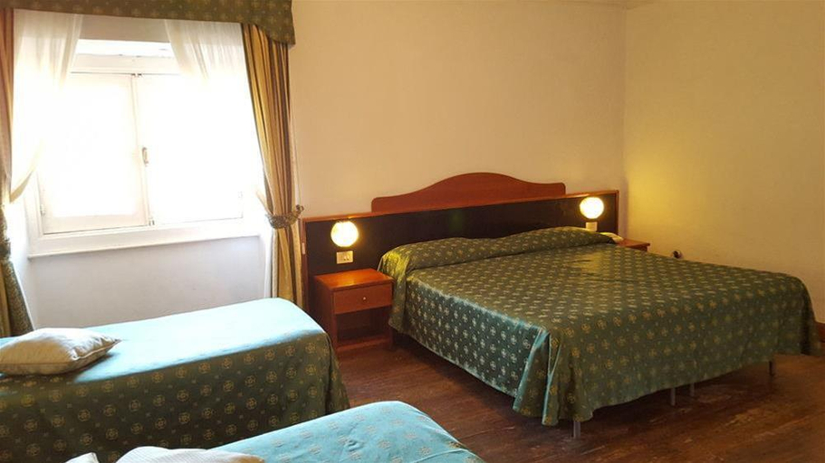Bedroom 3, Hotel Villa Bonera, Genova