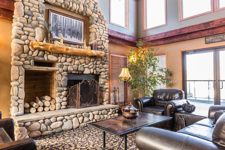 Exterior & Views 2, Elkwater Lake Lodge, Division No. 1