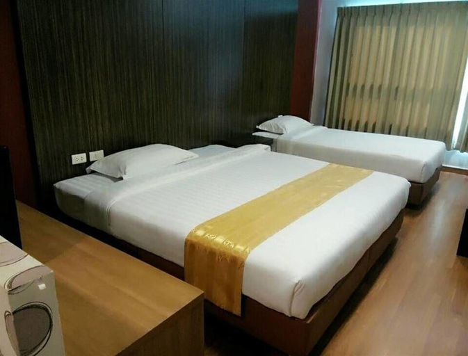 Bedroom 4, 101 Holiday Suite, Bang Kapi