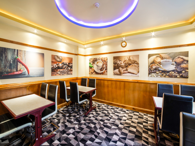 Public Area 3, Vegas Hotel, London