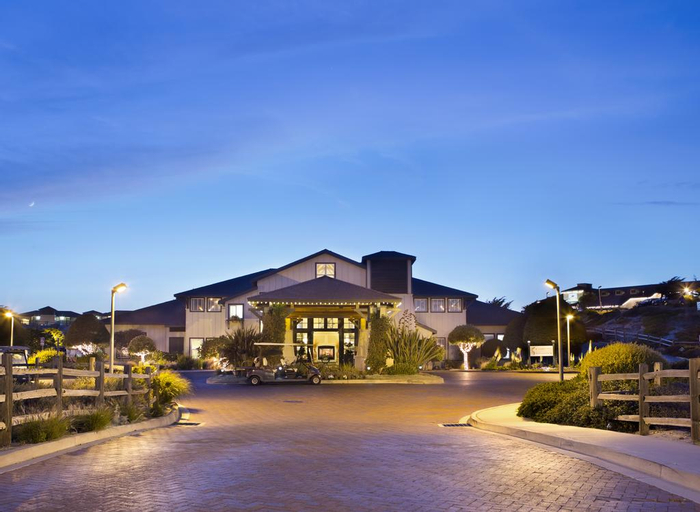 Sanctuary Beach Resort, Monterey