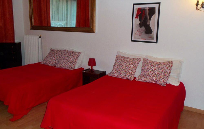 Bedroom 4, De Belgique, Alpes-Maritimes