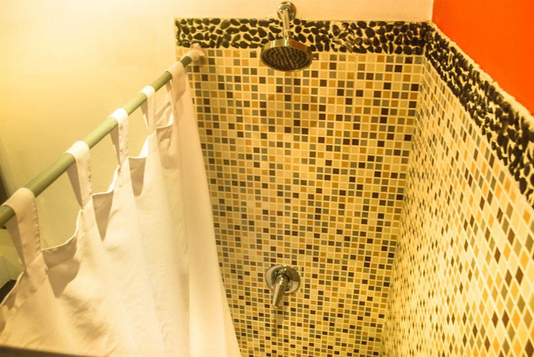 Bathroom 5, Maya Bric, Cozumel