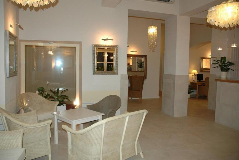 Public Area 5, Unitas Hotel, Praha 1
