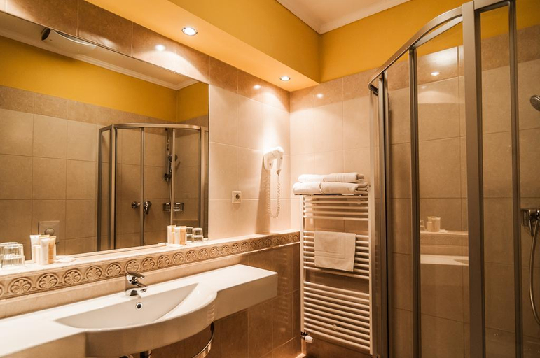 Bathroom 4, Giovanni Giacomo, Teplice