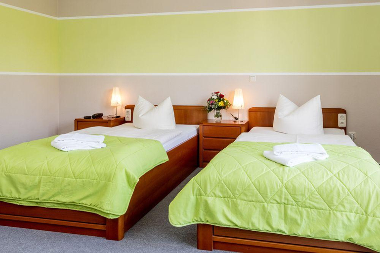 Bedroom 5, Hotel Stadtfeld, Magdeburg