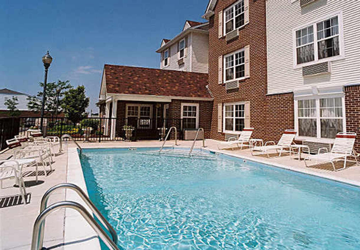 Candlewood Suites ST. LOUIS - ST. CHARLES, Saint Charles