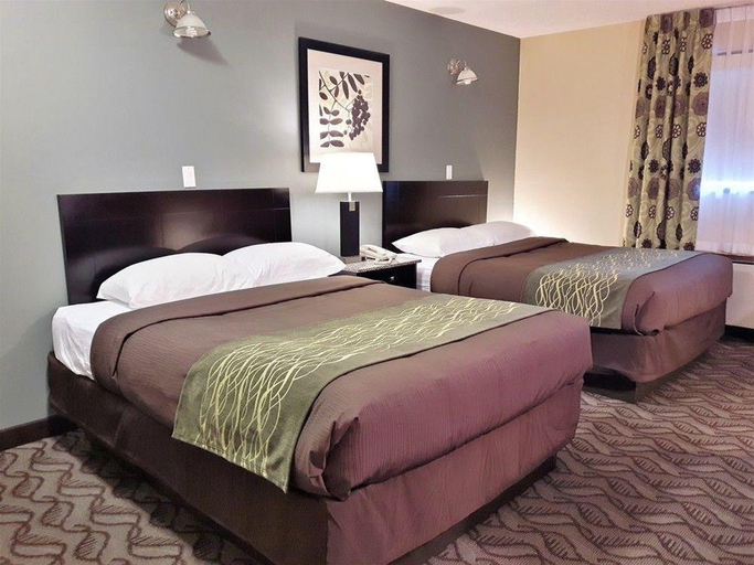 Bedroom 3, Lacombe Motor Inn, Division No. 8
