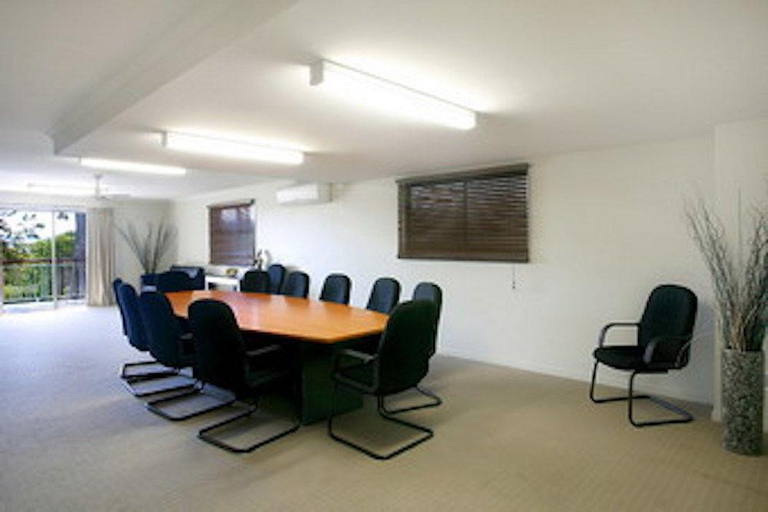 Public Area 3, Noosa Heads Motel, Noosa - Noosa-Noosaville