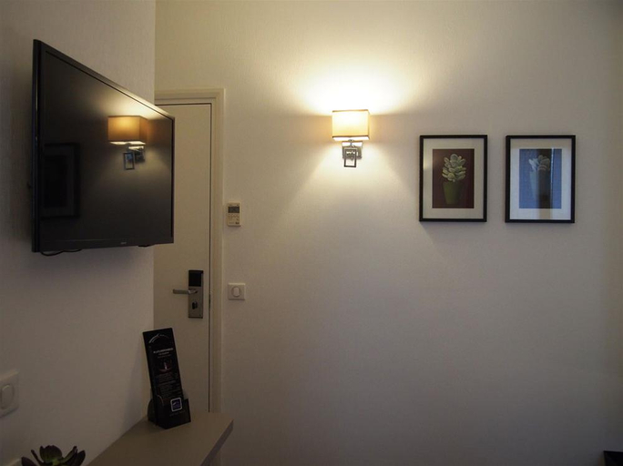 Public Area 3, Porte de Versailles Hotel, Paris