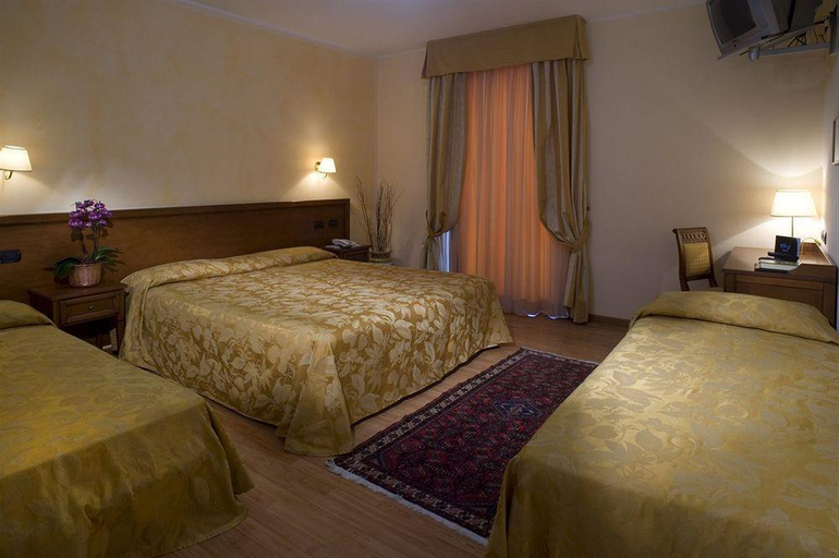 Bedroom 3, Scaligero, Verona