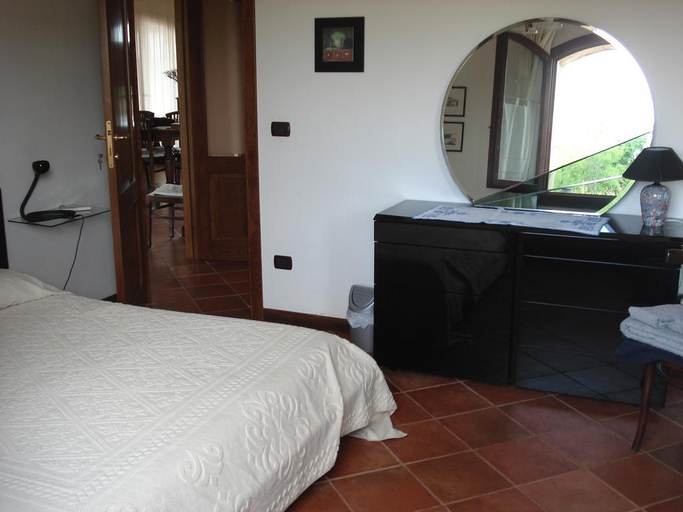 Bedroom 2, B&B Castiglias, Sassari