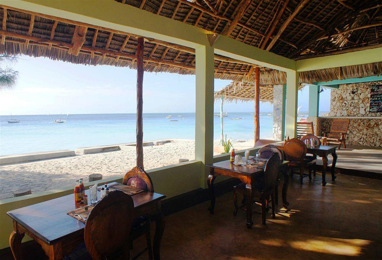 Exterior & Views 2, Smiles Beach Hotel, Kaskazini 'A'