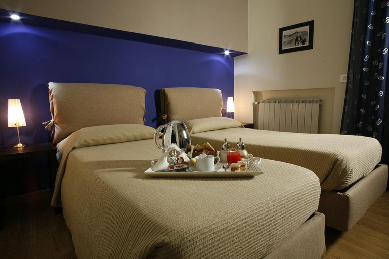 Bedroom 5, Ognina Sea, Catania