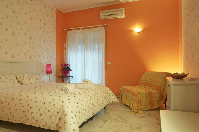 Bedroom 3, Danilo, Rome