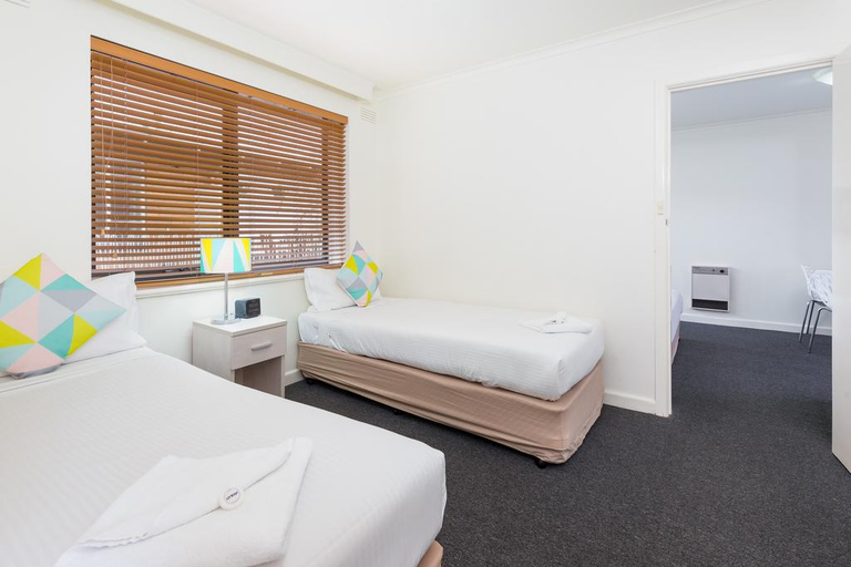 Bedroom 2, City Edge Serviced Apartments East Melbourne, Melbourne