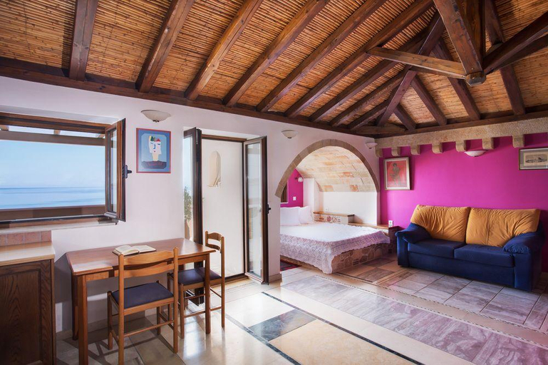 Bedroom 4, Aktaion Hotel, Peloponnese