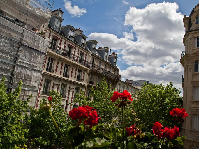 Hotel du Mont Dore, Paris