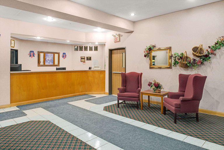 Public Area 2, Travelodge by Wyndham St. Louis, Saint Louis