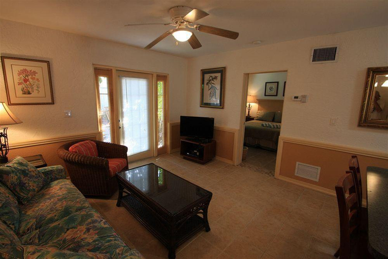 Public Area, Sunrise Garden Resort, Manatee