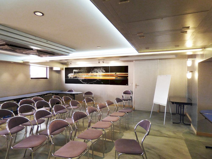 Business Facilities