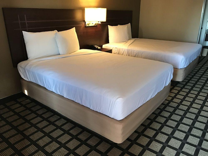Bedroom 4, Travelers Inn - Phoenix, Maricopa