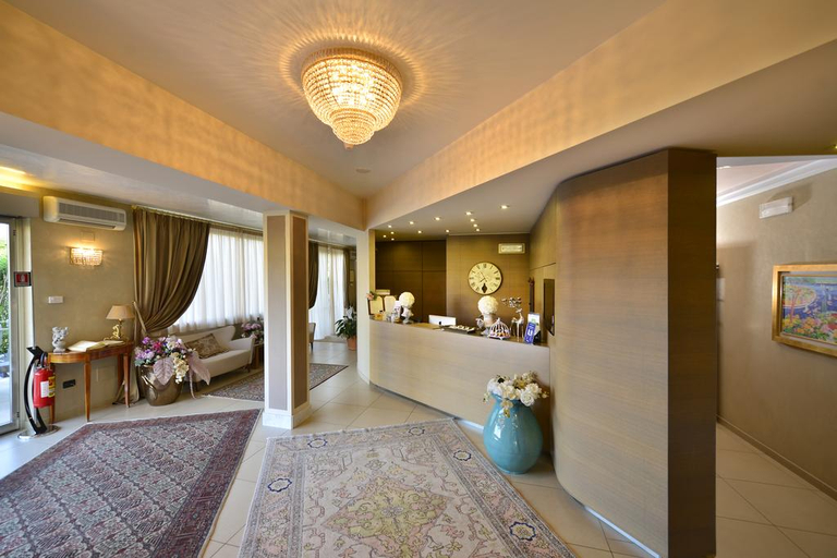Public Area 3, Hotel Villa Tiziana, Massa Carrara