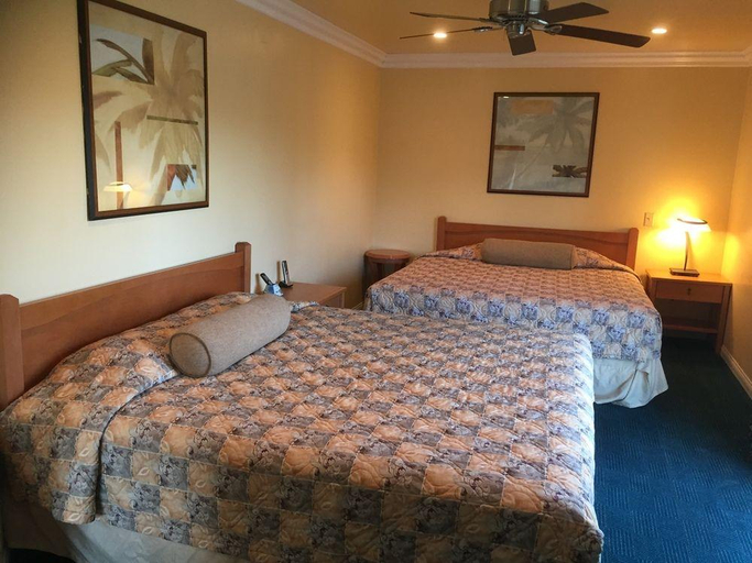 Bedroom 5, Bayshore Inn, Ventura