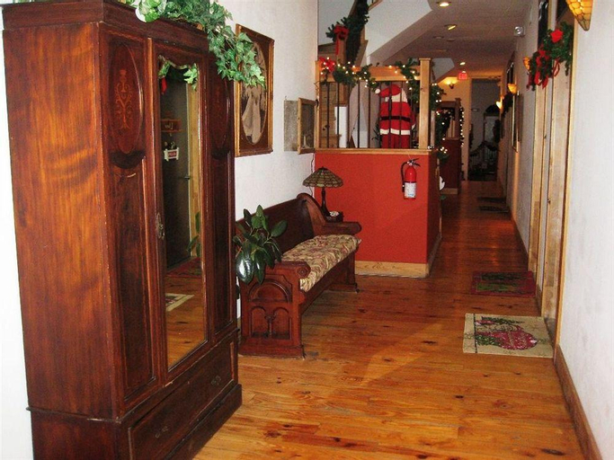 GRUENE RIVER INN - BED AND BREAKFAST - ADULTS ONLY, Comal