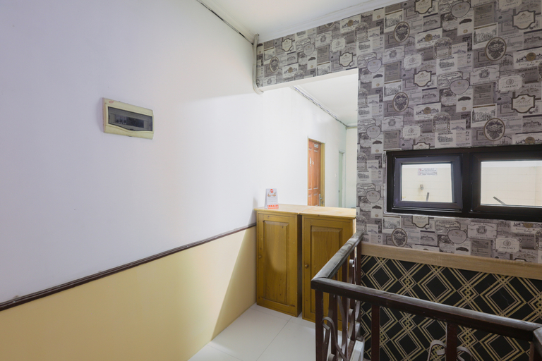 Public Area 4, Oyo 878 Loka Indah Residence, West Jakarta