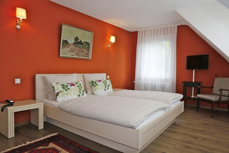 Bedroom 2, Hotel Markgräfler Hof, Breisgau-Hochschwarzwald