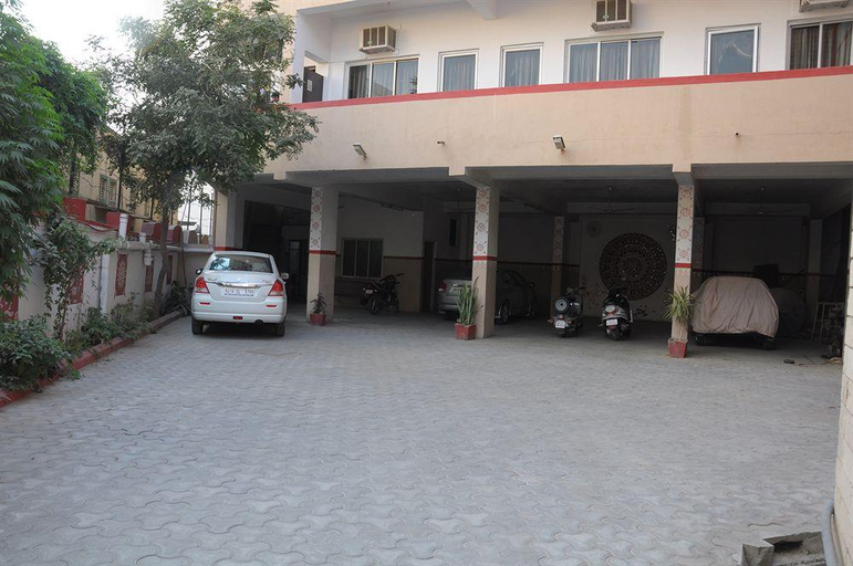 Food & Drinks 5, Hotel Gorbandh, Udaipur