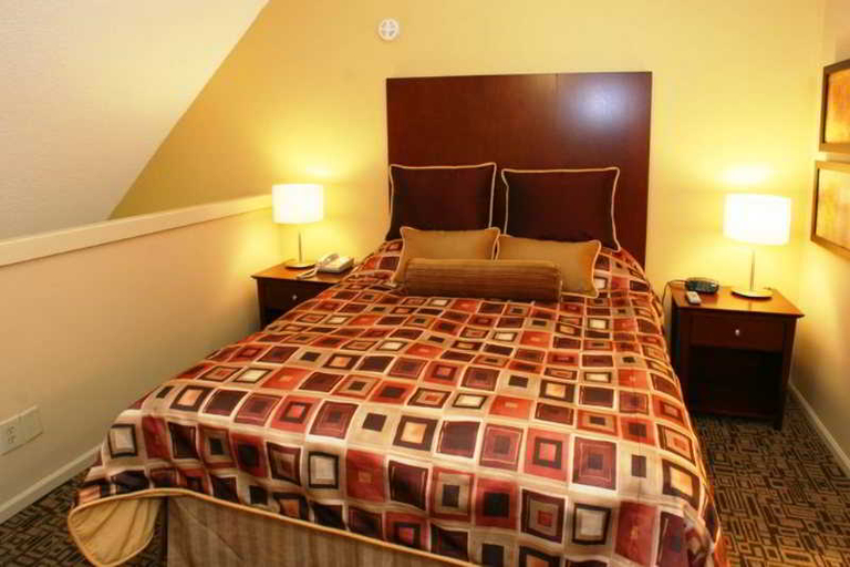 Bedroom 3, Mountainside Lodge, Squamish-Lillooet