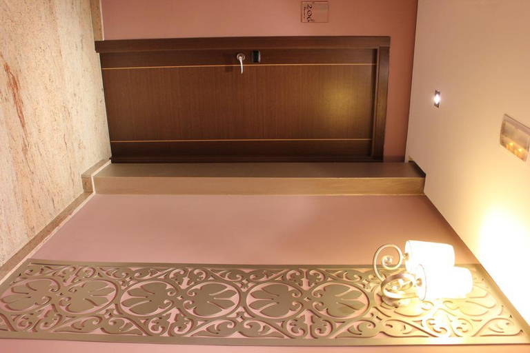 Bathroom 4, Hotel Venecia, Sevilla