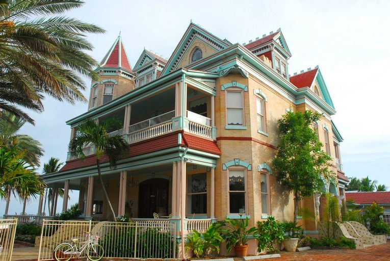 Duval Gardens at Southernmost Beach Resort – Adults Only, Monroe