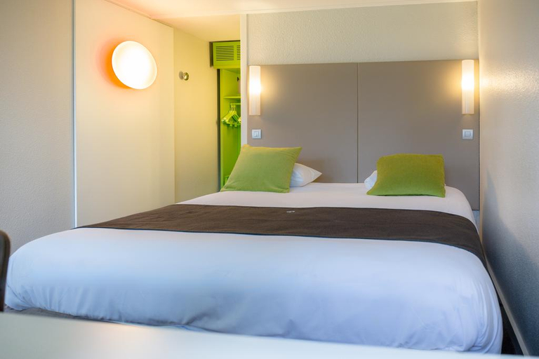 Bedroom 4, Hôtel Inn Design Laval, Mayenne