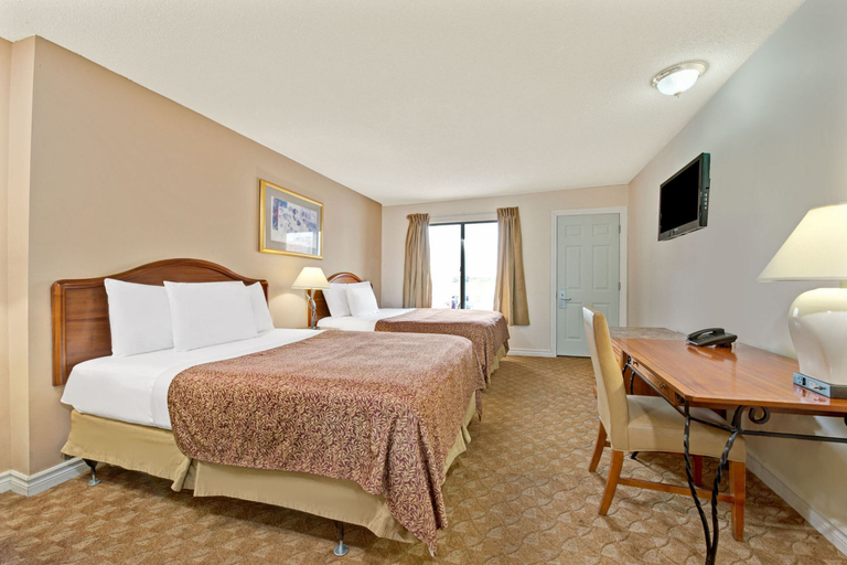 Bedroom 4, Falls Lodge by the Falls, Niagara