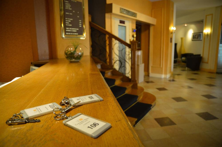Public Area 3, Hotel Concordia, Sarthe