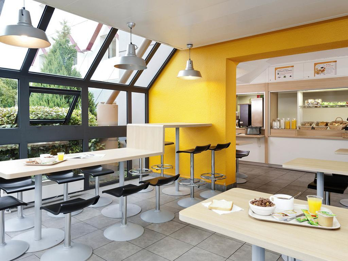 Exterior & Views 2, ENZO HOTELS 1er PRIX CHARLEVILLE, Ardennes