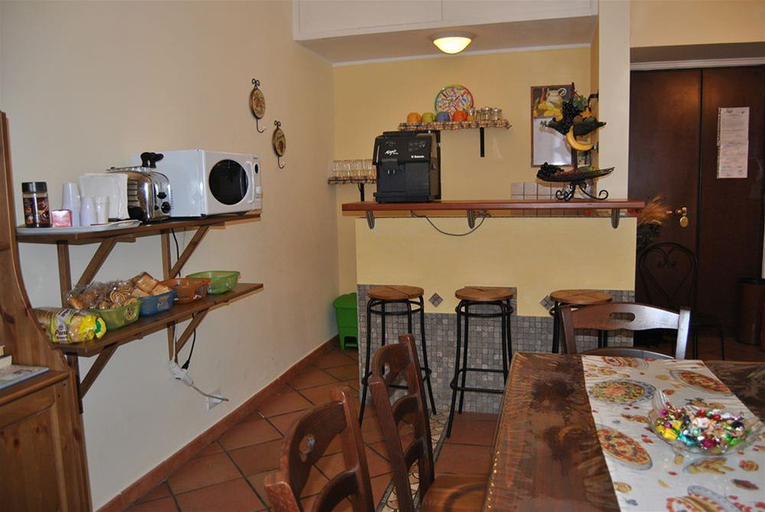 Exterior & Views 5, The Flower B & B, Rome