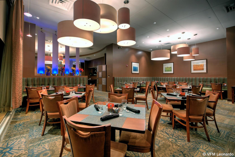 Food & Drinks 5, Sonesta Milwaukee West Wauwatosa, Milwaukee