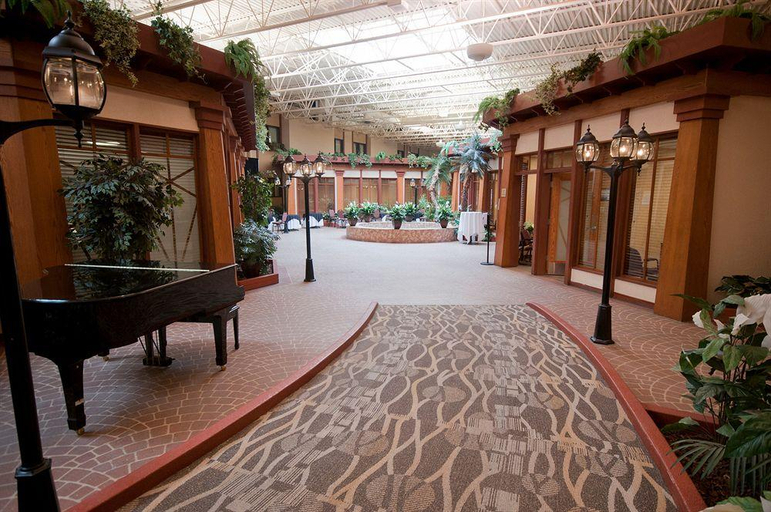 Public Area 2, Canad Inns Destination Centre Fort Garry, Division No. 11