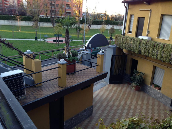 Exterior & Views 2, Bonola, Milano