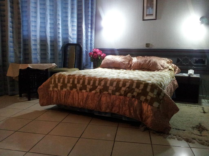 Bedroom 4, Hotel La Giralda, Nador