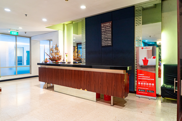 Public Area 2, RedDoorz Plus near Blok M Square (temporarily closed), South Jakarta