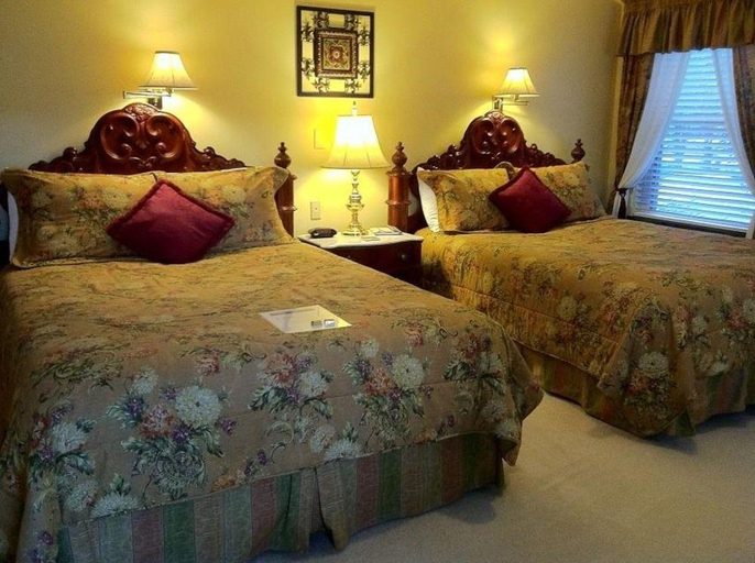Bedroom 3, Brookside Mountain Mist Inn B&B, Haywood